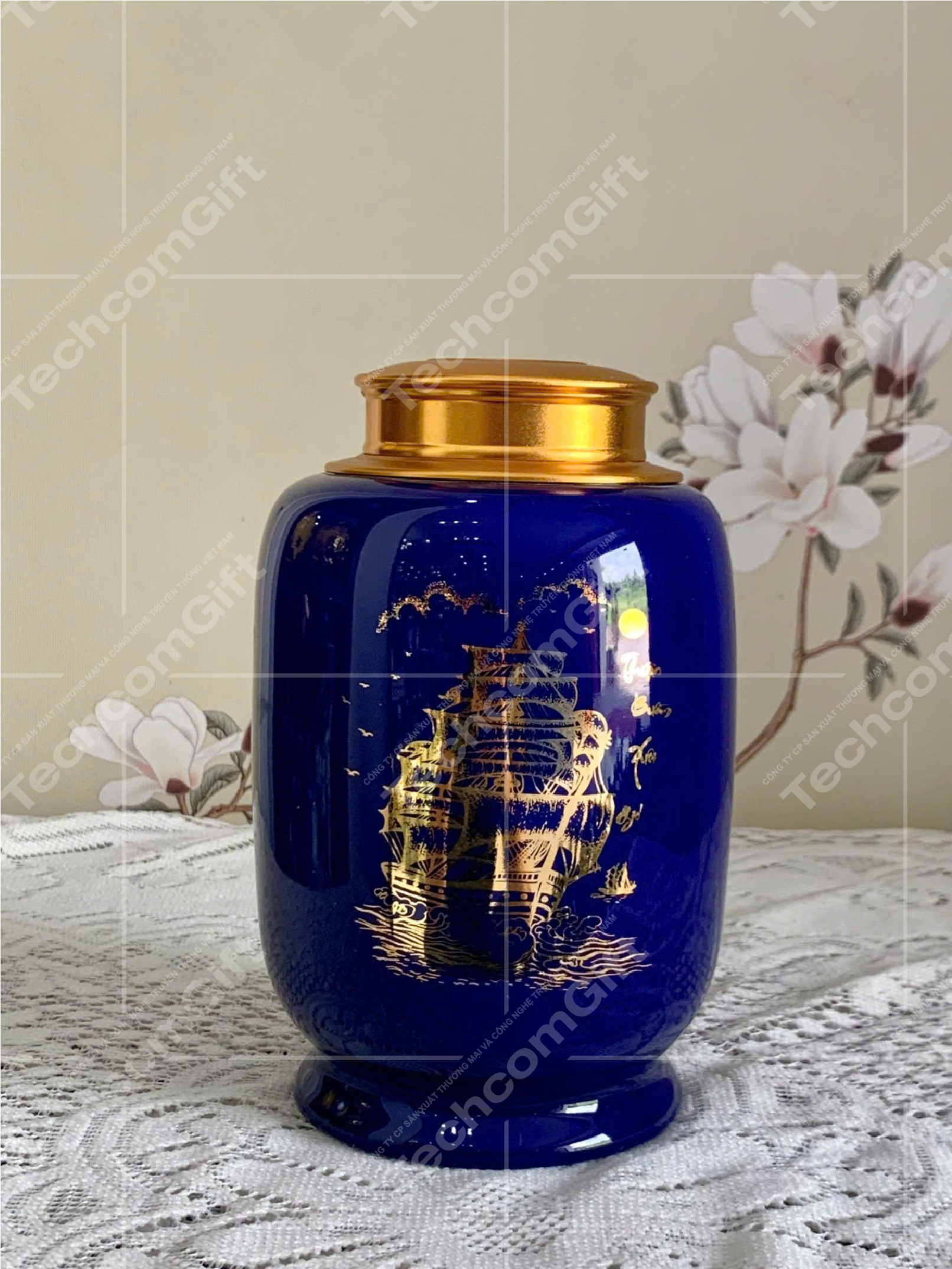 Hũ Đựng Trà Vẽ Vàng